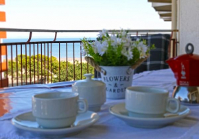 Nuovo fronte spiaggia, terrazza sul mare e piscina